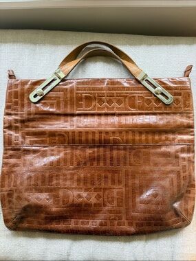 Canadian Embossed Leather Bag in Whiskey color